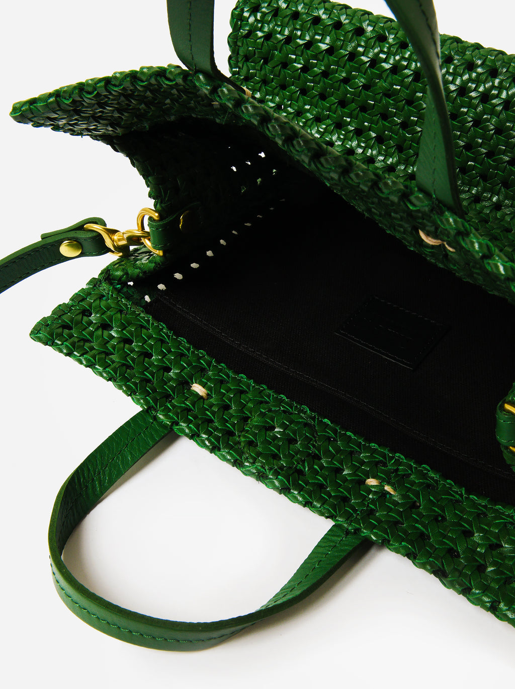 HB-CB-TS-100030xEVERGREENRATTAN-alt1