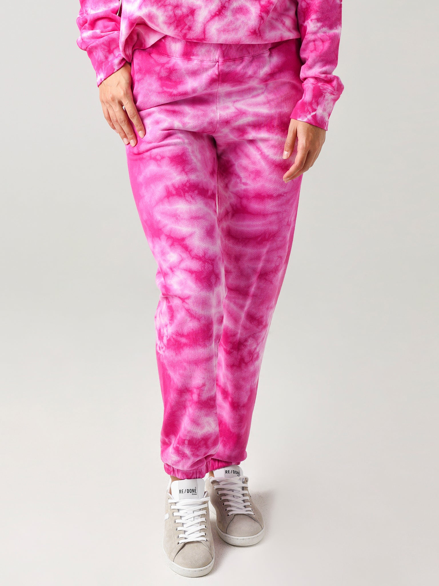 Monrow Women's Crystal Tie-dye Boyfriend Sweatpant - Saint Bernard