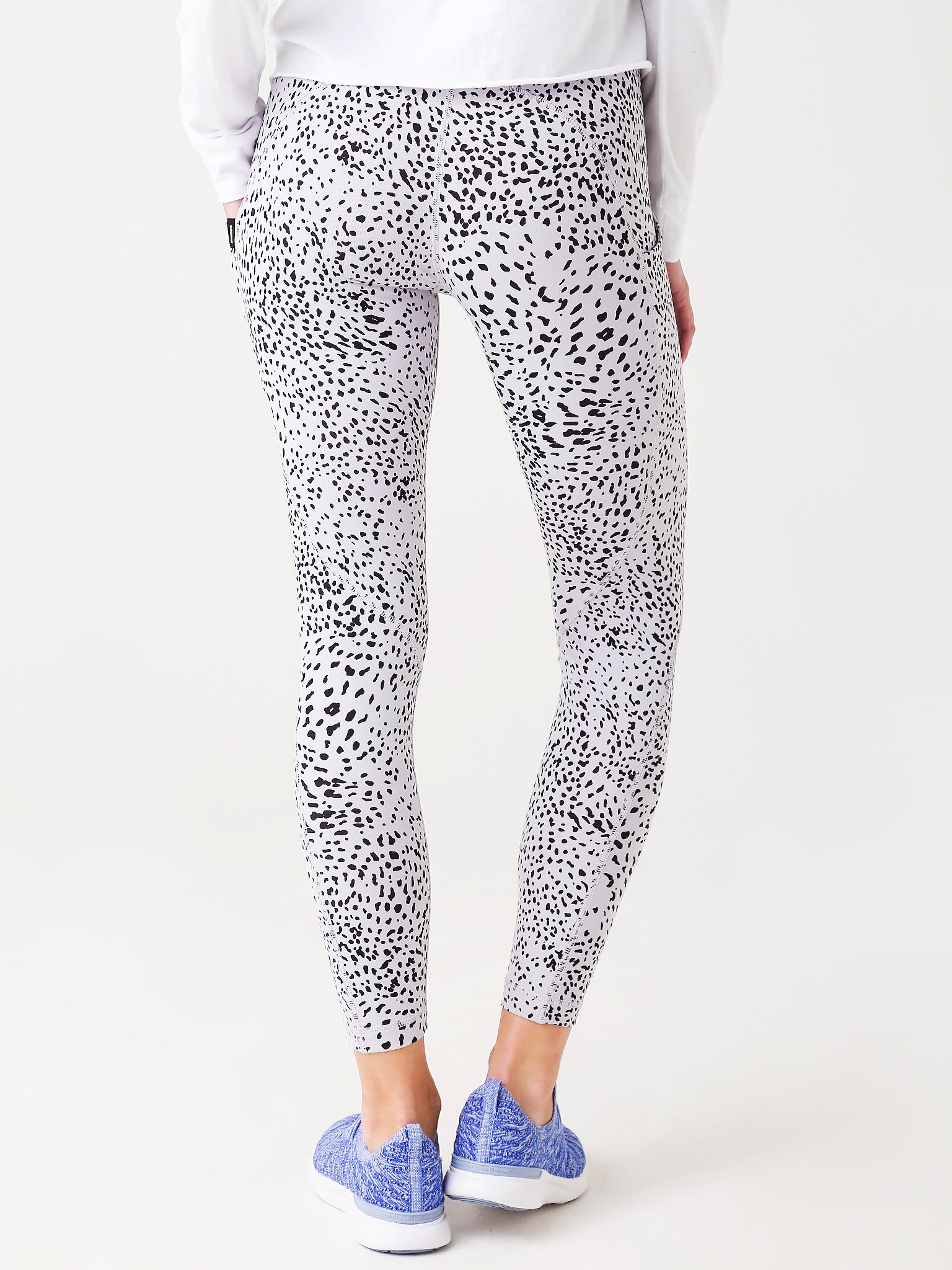 HB0568-1xMISTYLILAC-alt3