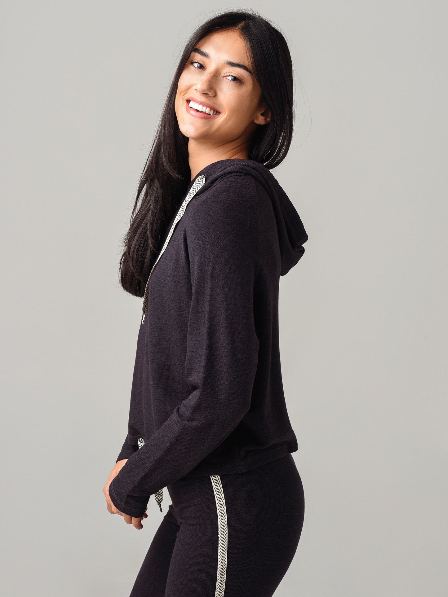 HT0787-2xFADEDBLACK-alt1