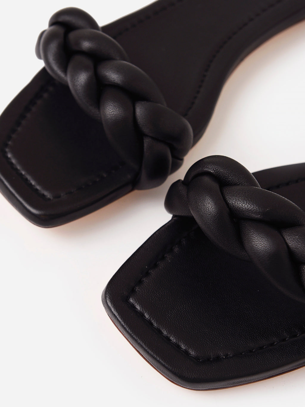 JACKSON-NxBLACK-alt3