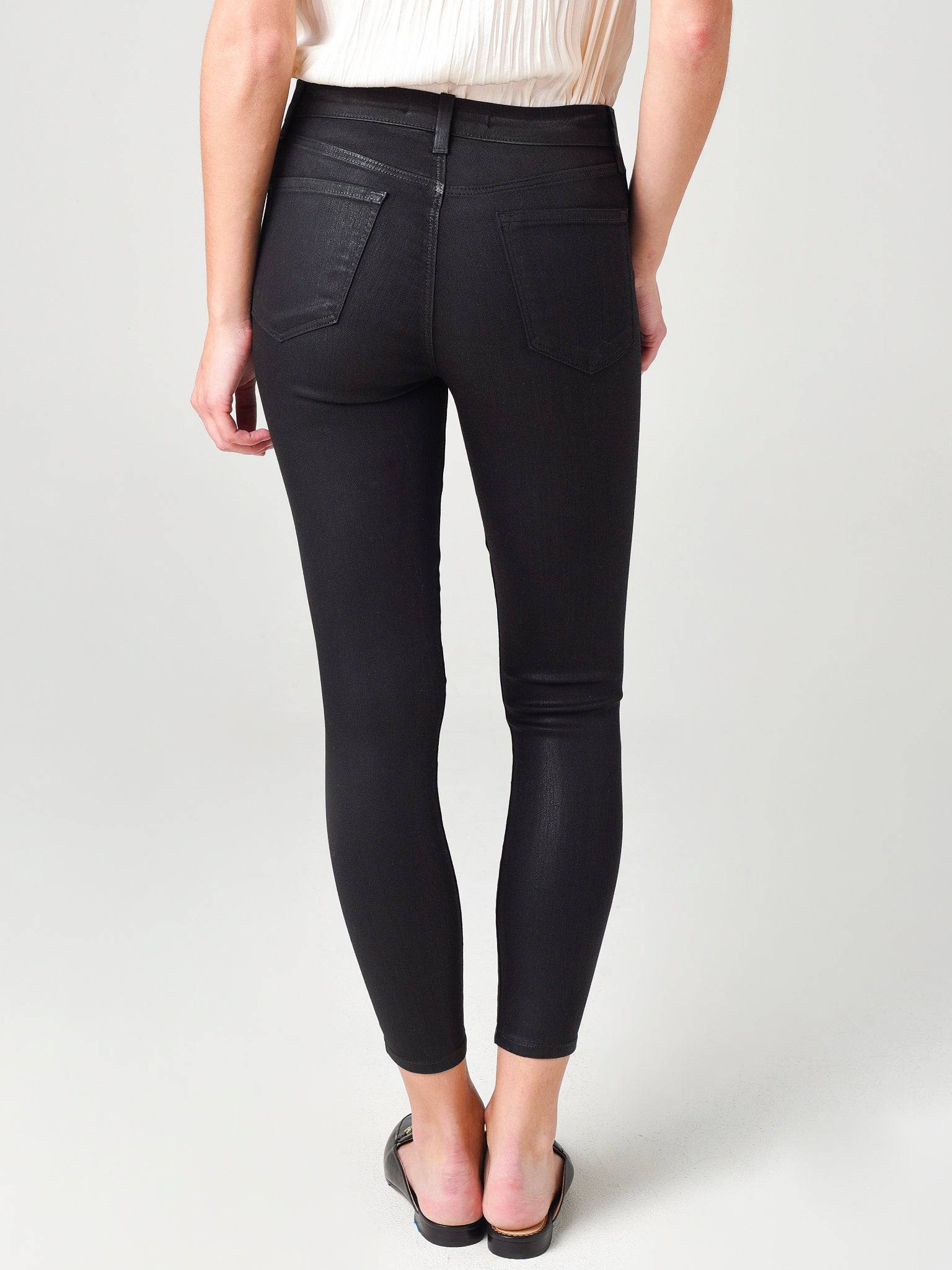 JB000950xFEARFUL-alt2