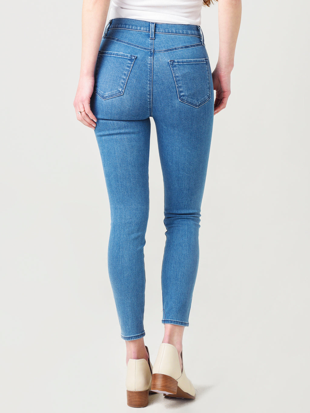 JB002135xVIVACIOUS-alt3