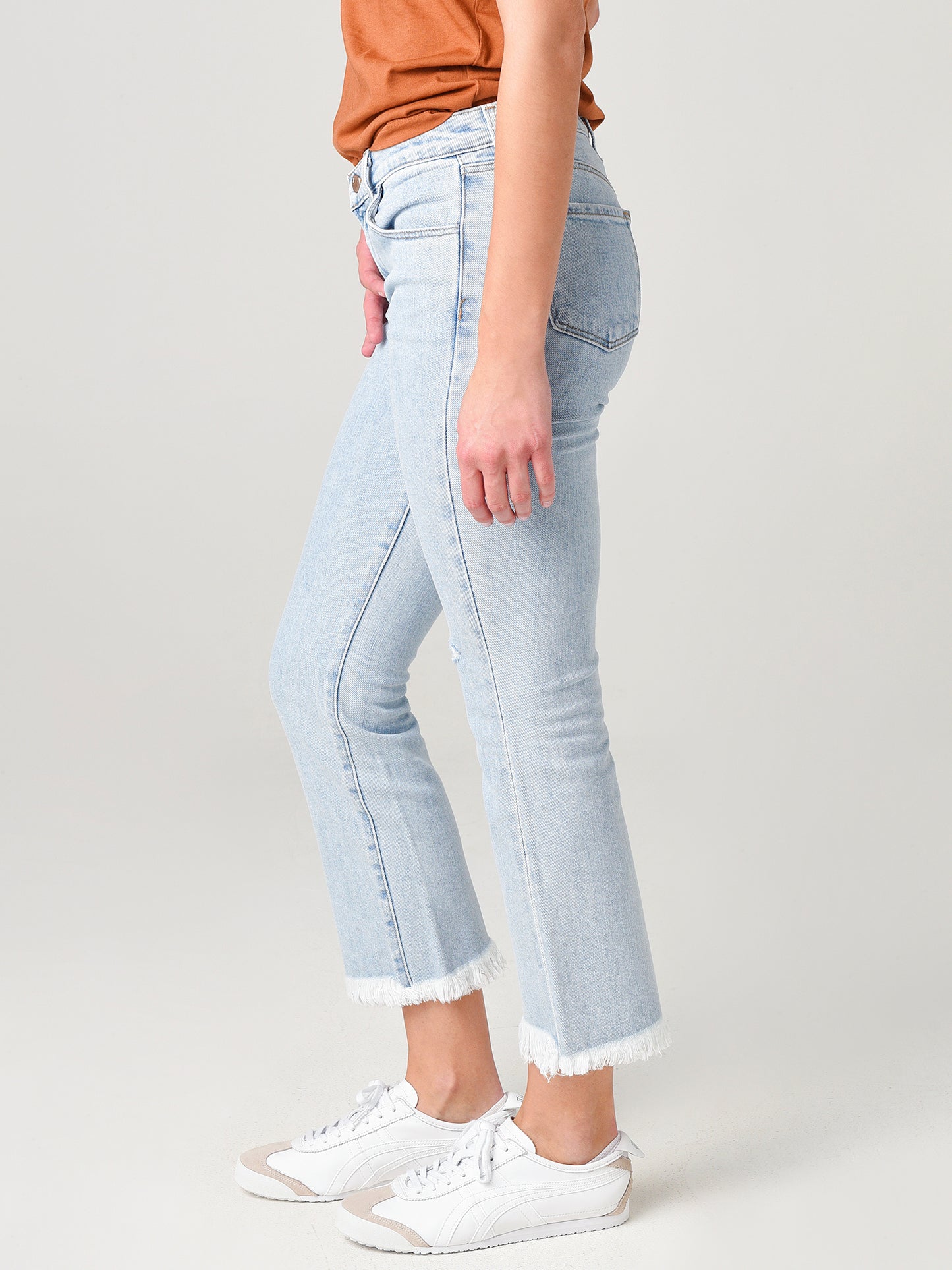 JB002565xGIGIDESTRUCT-alt1