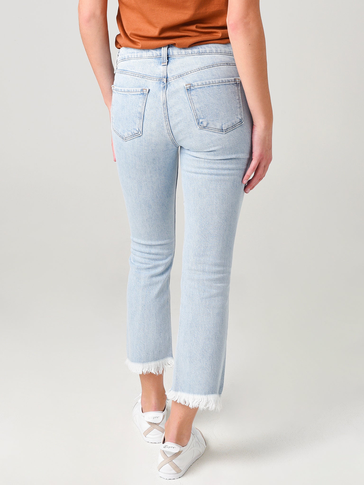 JB002565xGIGIDESTRUCT-alt2