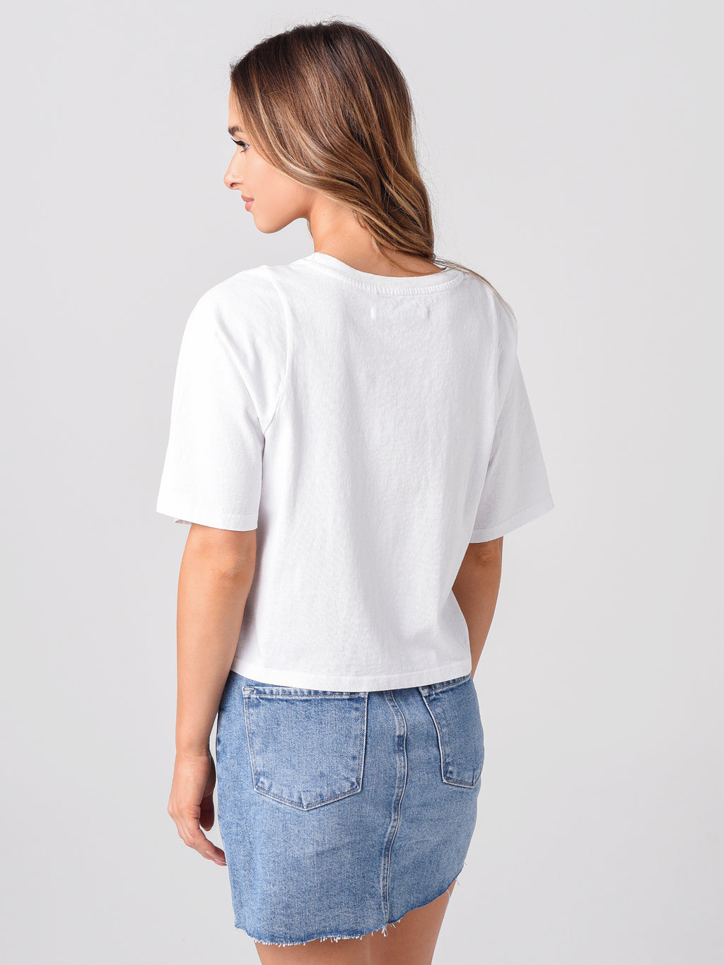 JB002757xWHITE-alt2