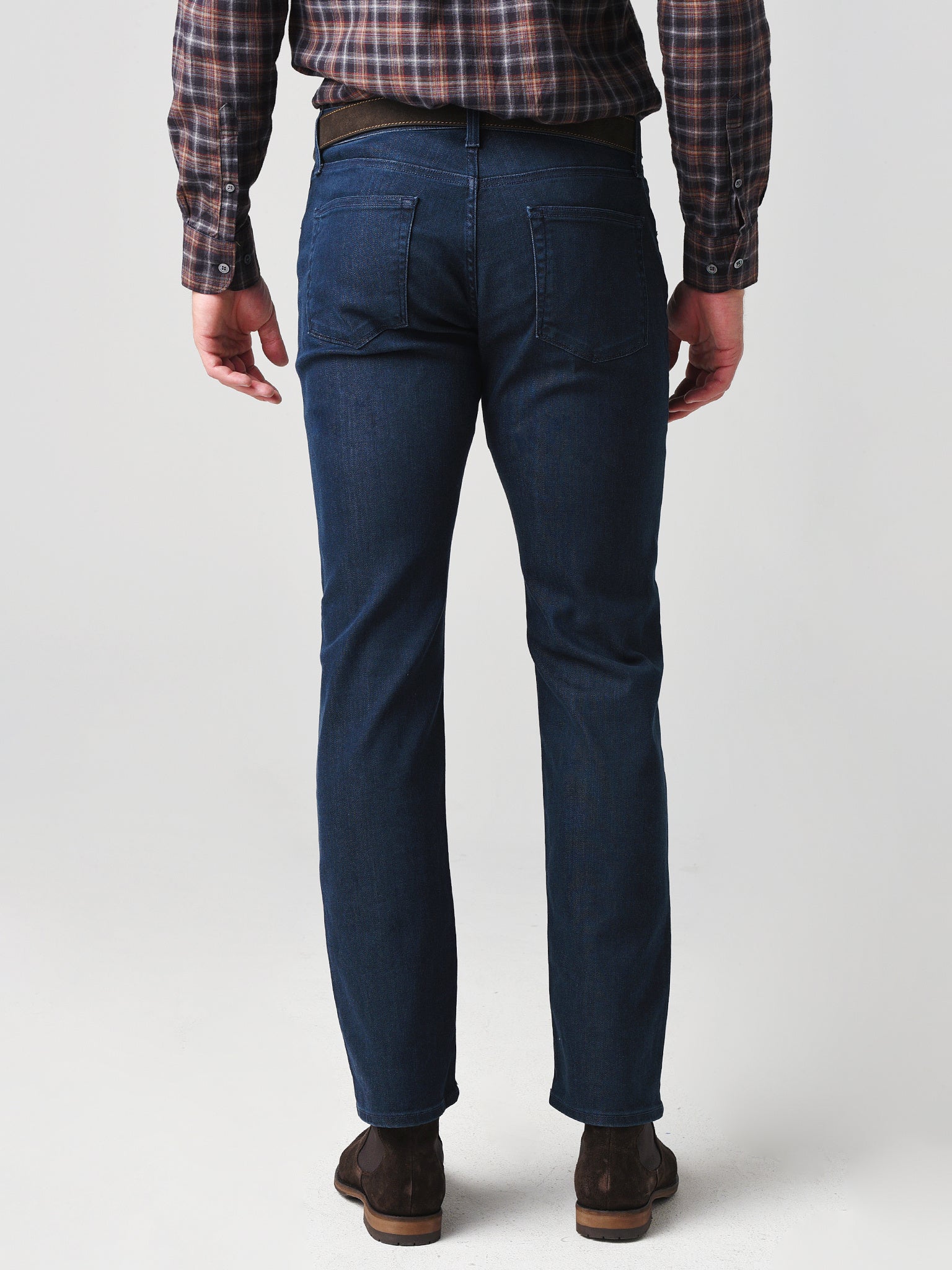 JB003282xFYUTURE-alt3