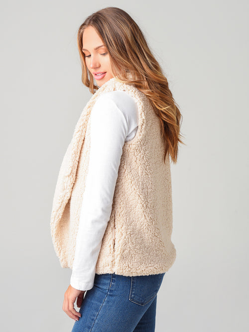BB Dakota Women's Fleeced I Could Do Vest