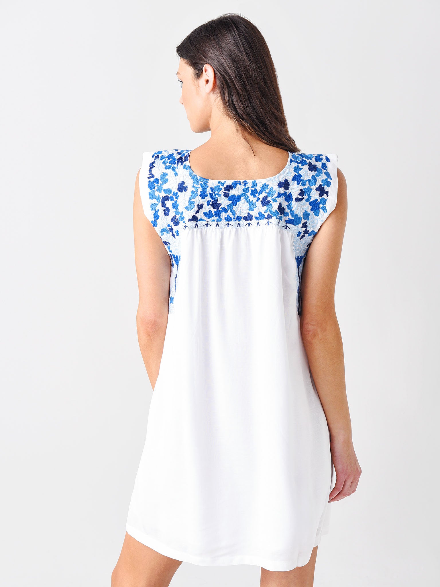 JM1767xWHITEBLUE-alt3