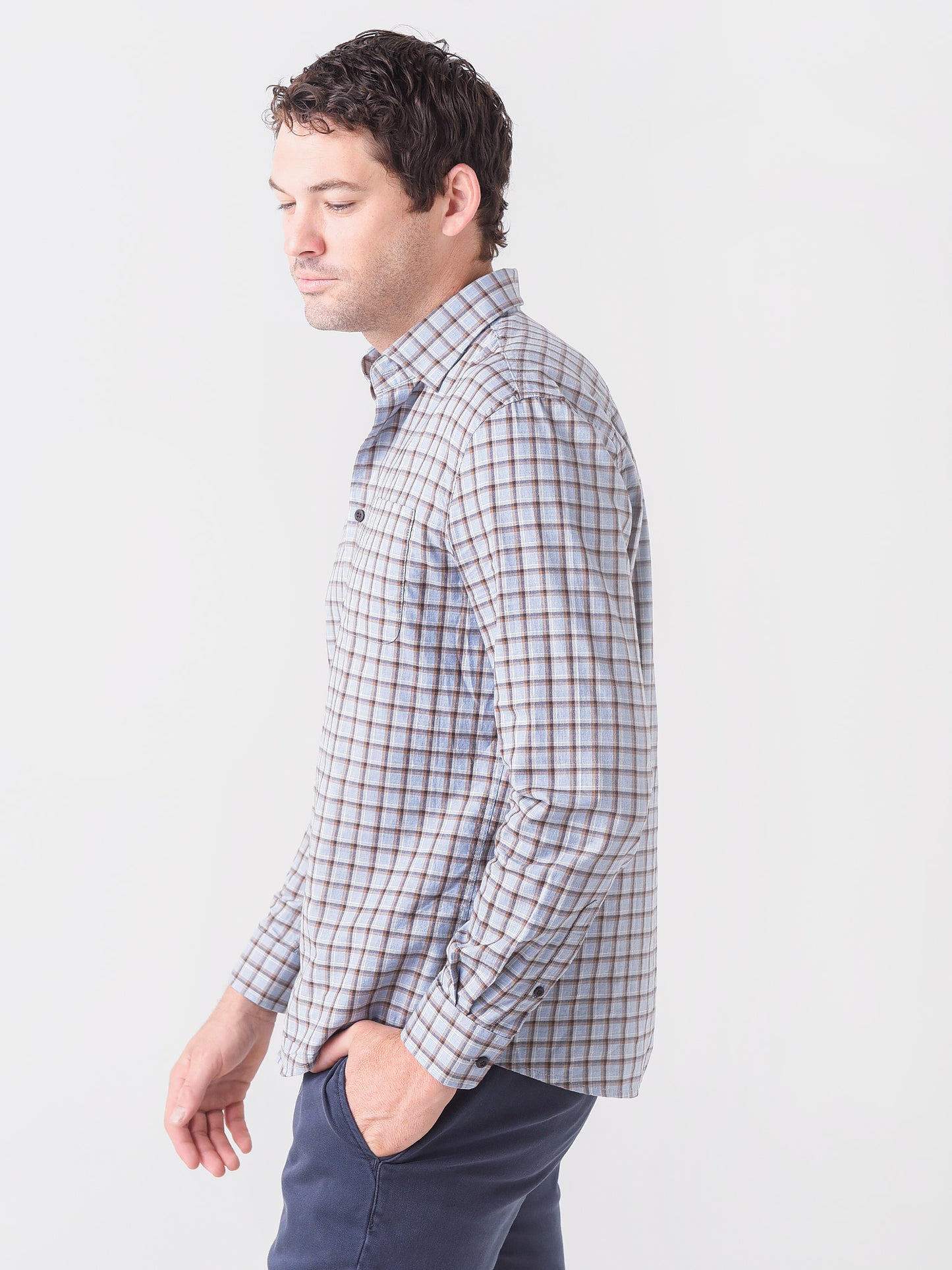 JMWL6330xBUFFALO-alt2