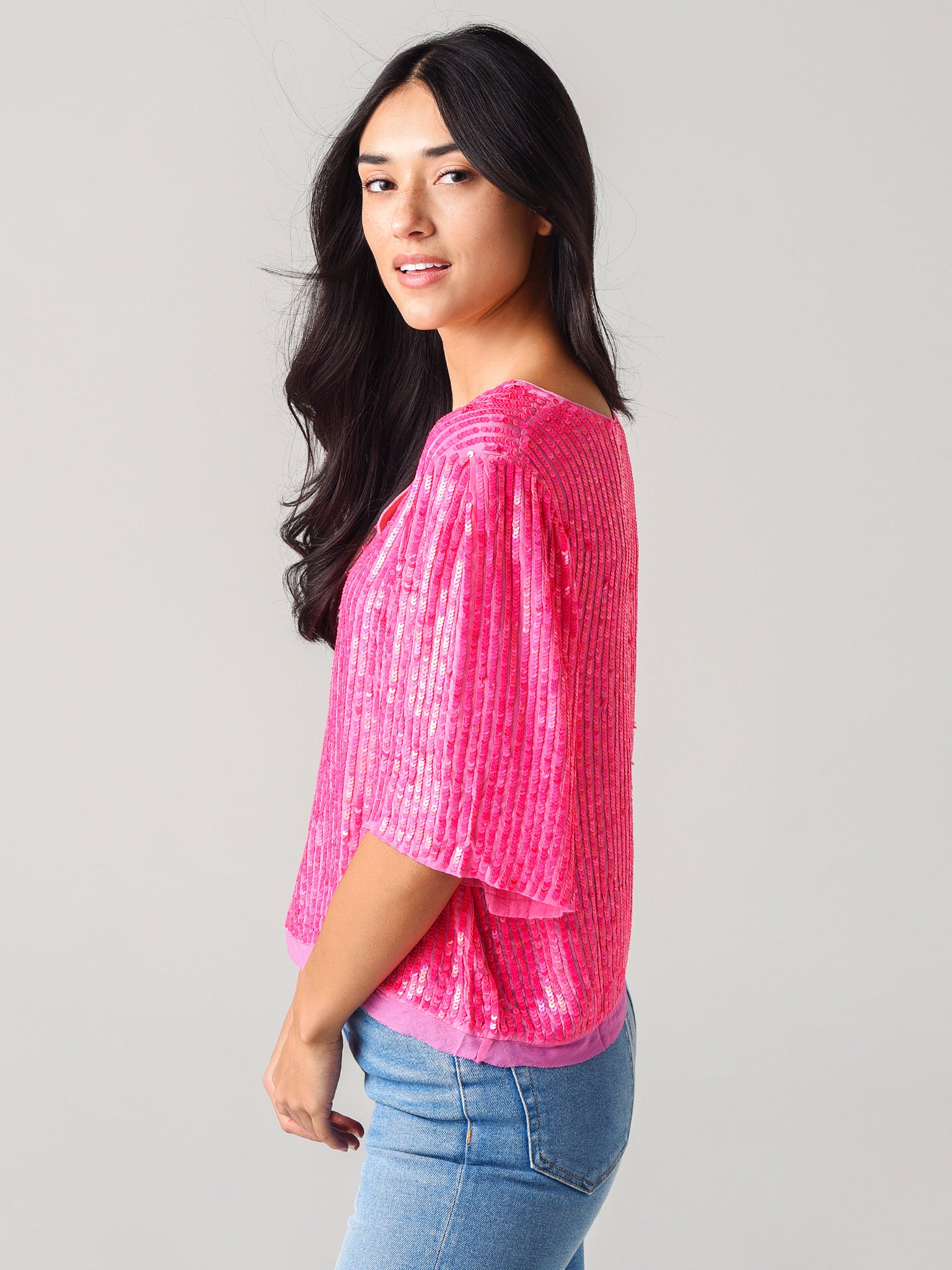 KAREN04xHOTPINK-alt1