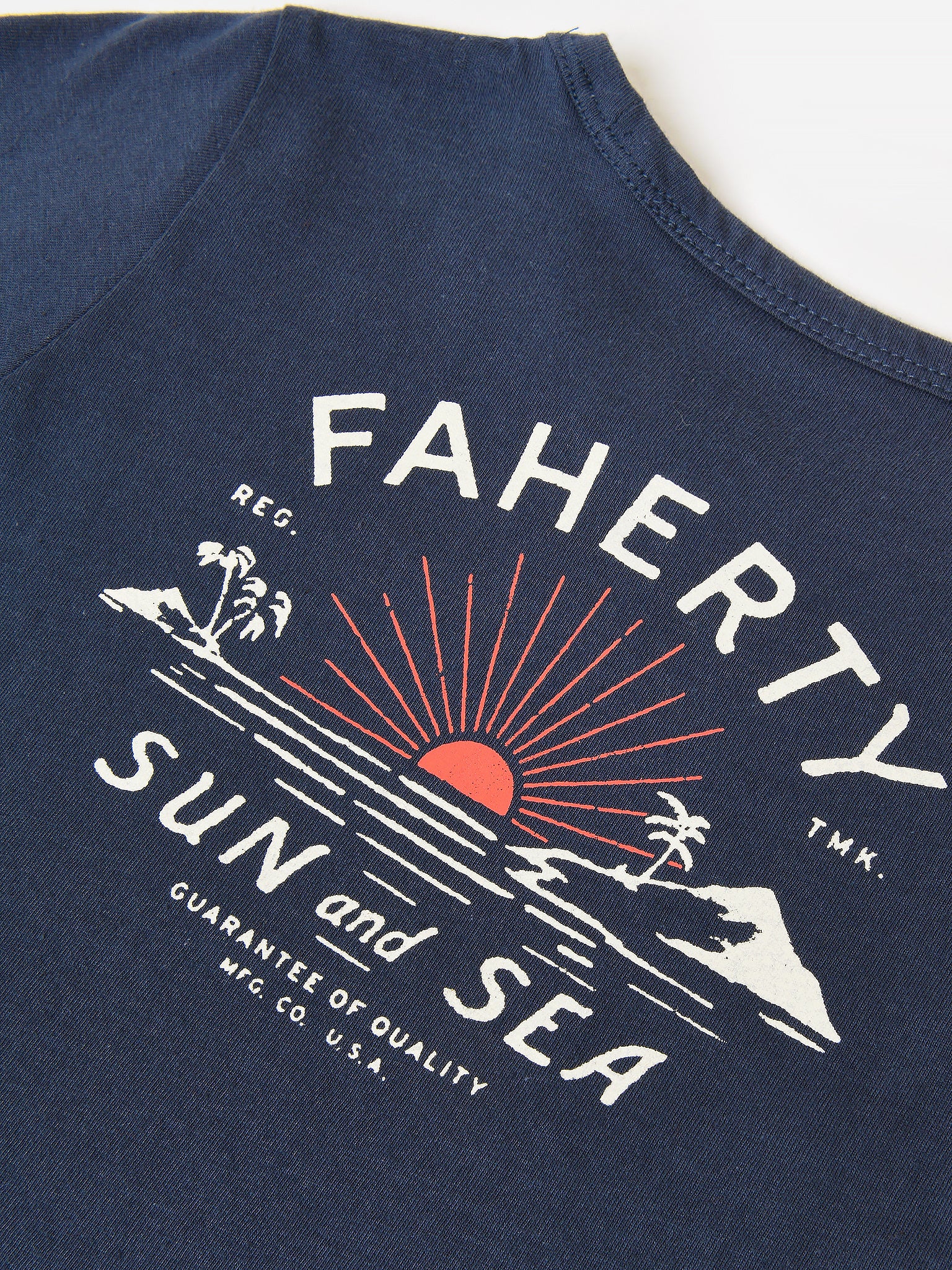 Faherty Brand Boys' Graphic Sun and Sea Tee – saintbernard.com