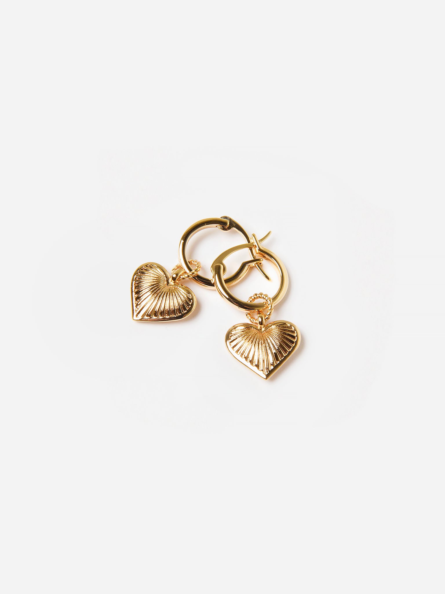 Leeada Jewelry Women's Venus Heart Earrings - Saint Bernard