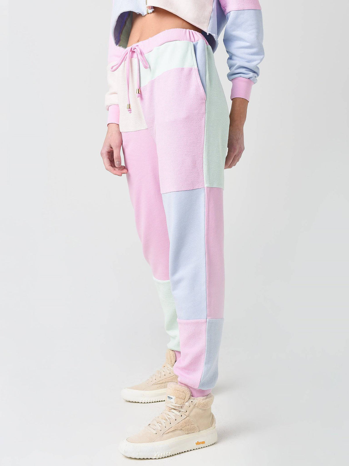 LK693-960xPASTELPARADIE-alt3
