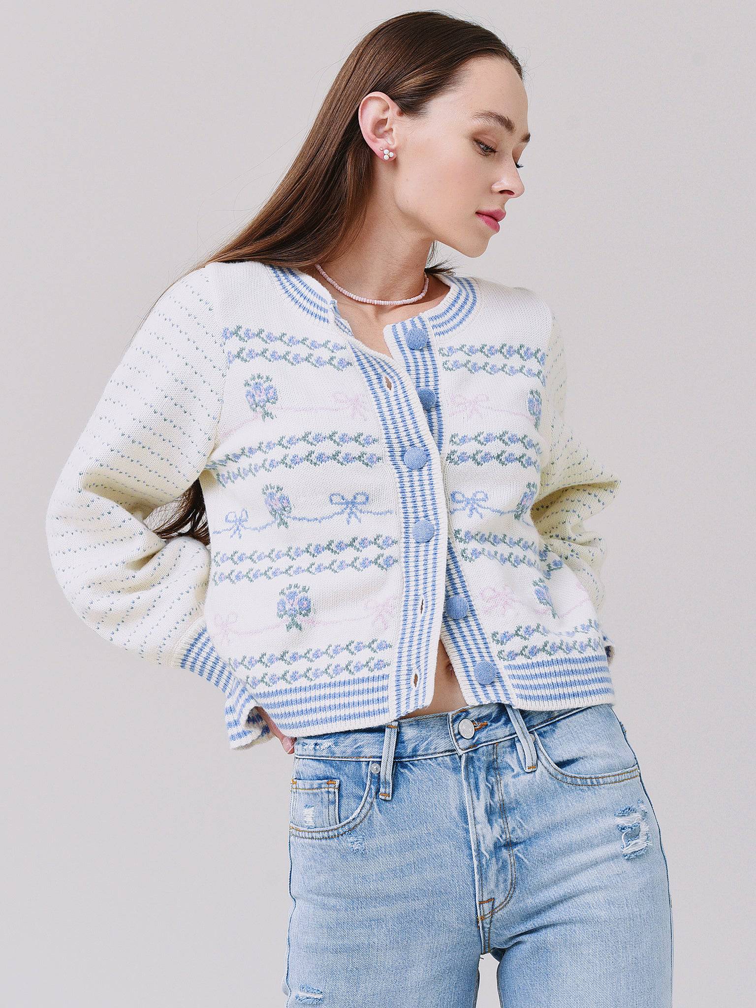 LK776-1023xBLUEBELLSBOUQUET-alt1