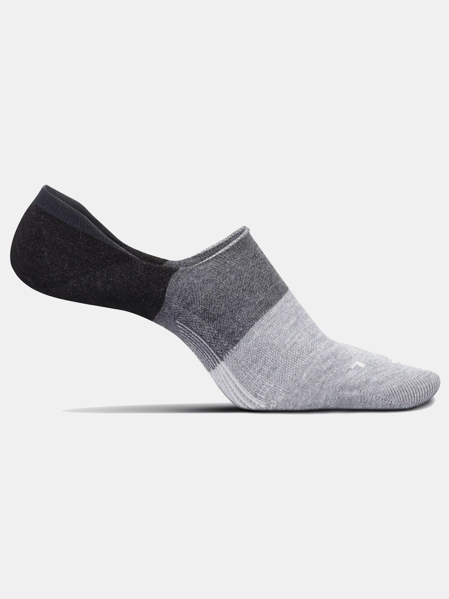 Feetures Men's No Show Hidden Colorblock Sock