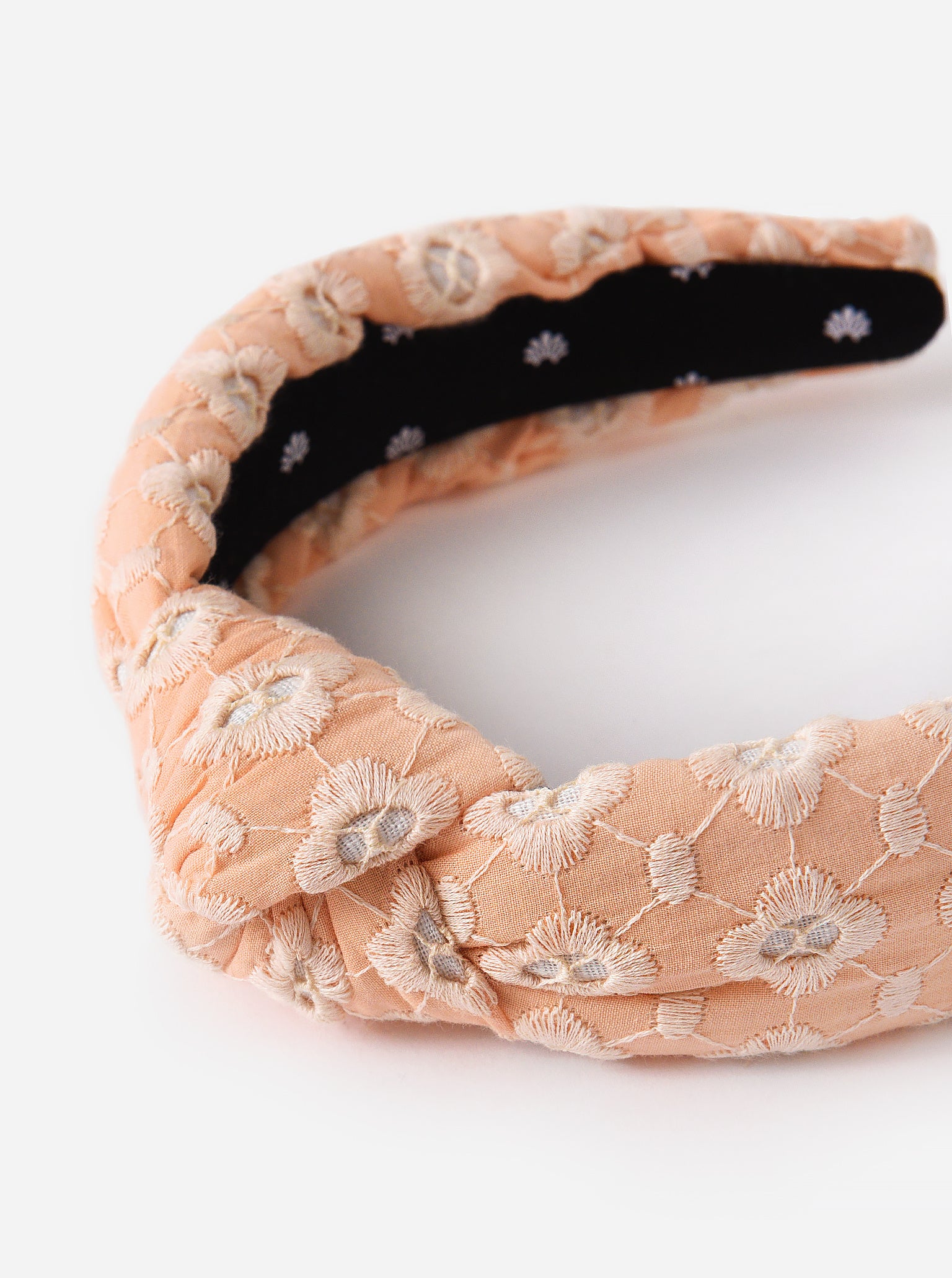 Lele Sadoughi Women's  Daisy Eyelet Knotted Headband - Saint Bernard