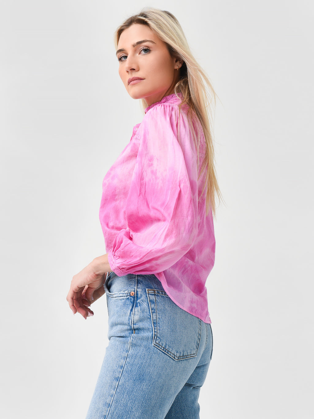 LT576-493HxBEGONIAHANDDYE-alt3
