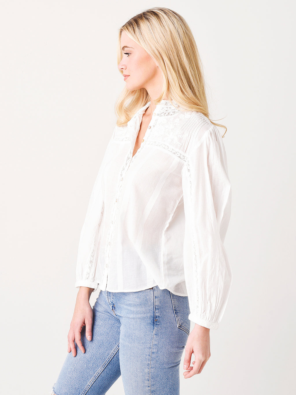 LT576-493xANTIQUEWHITE-alt2