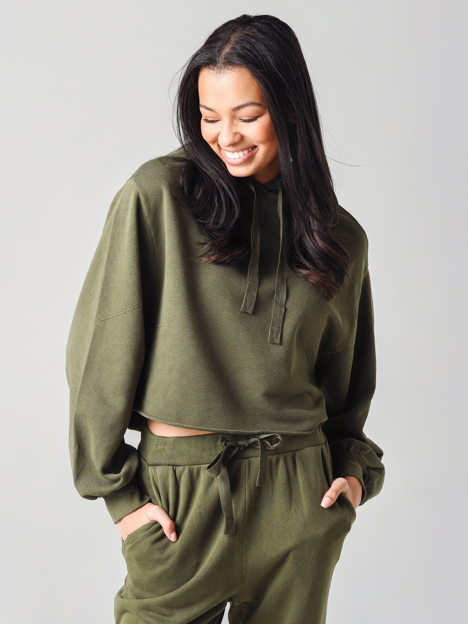 Frame Women's Crop Easy Hoodie - Saint Bernard