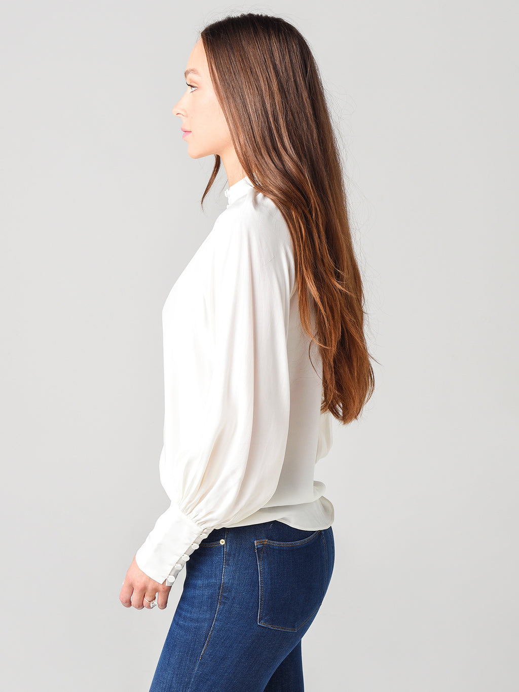 LWSH1853xOFFWHITE-alt1