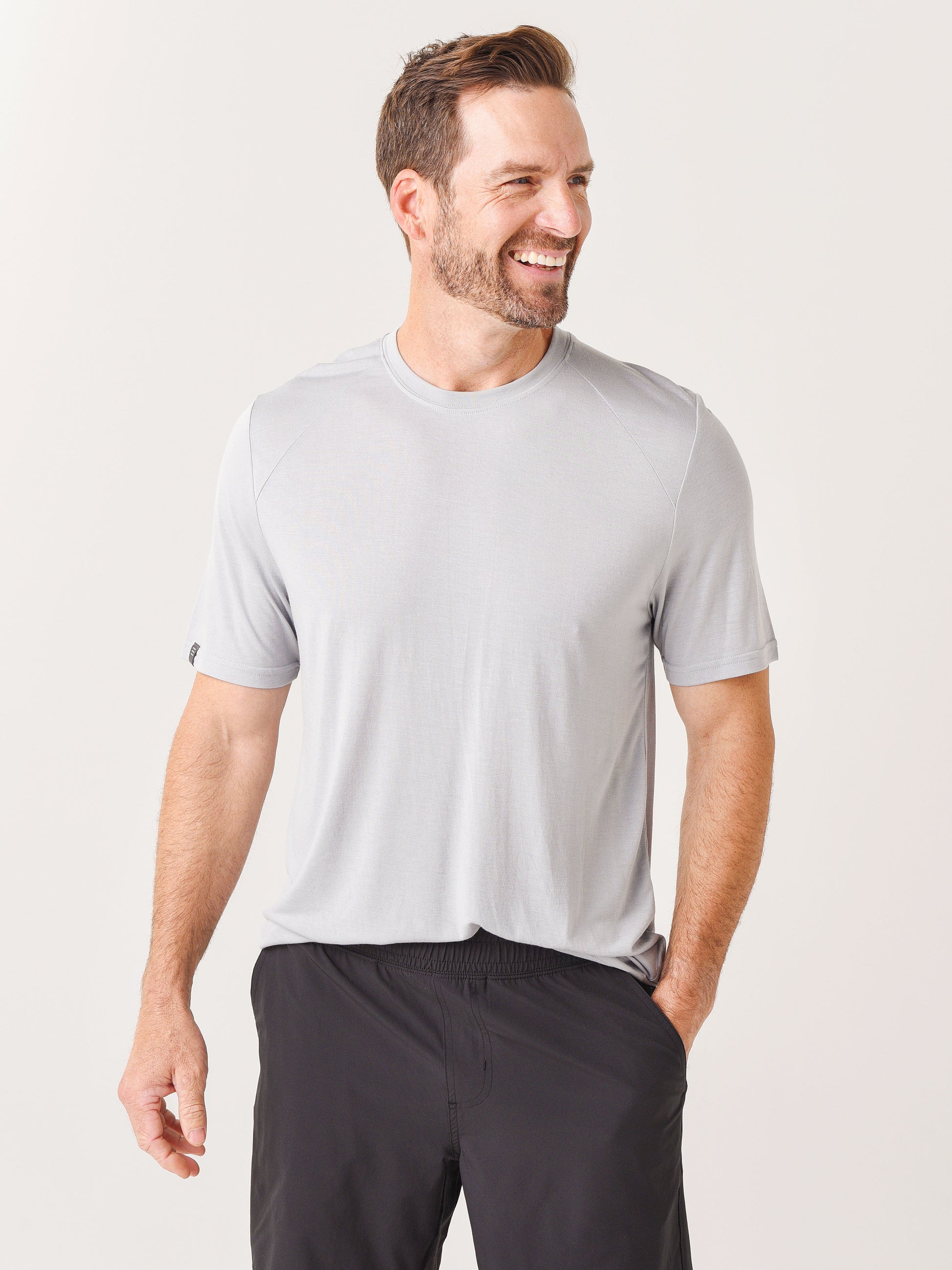 Free Fly Men's Bamboo Drifter Aspen Grey Tee - Saint Bernard