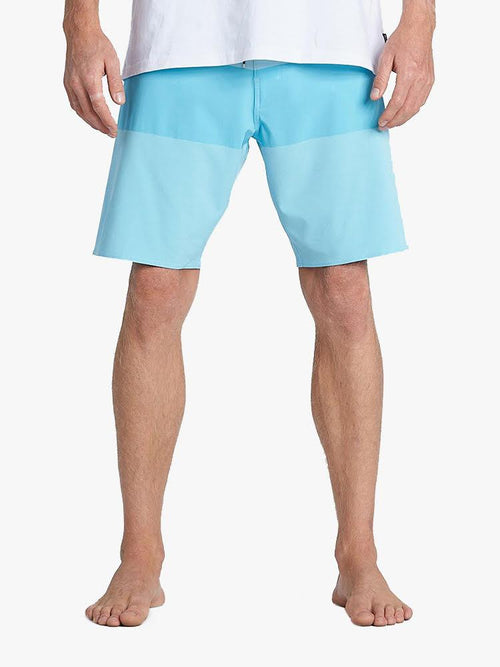 Billabong Men’s Tribong Airlite Boardshort