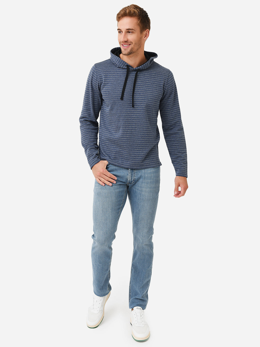 M86429415AxPEBBLEBLUEOFFIWHITE-alt1