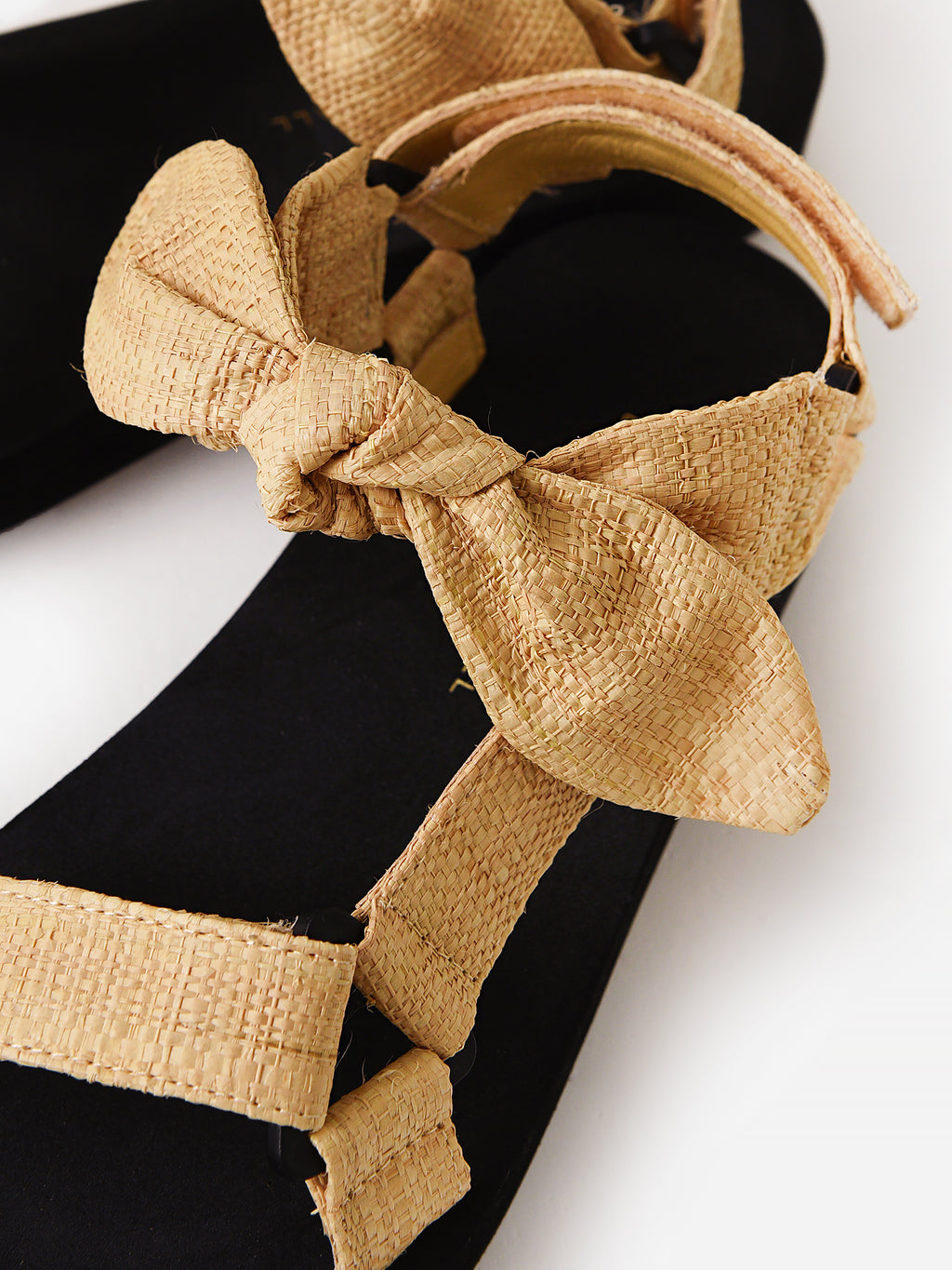 MAISIE-CVxNATURALRAFFIA-alt2