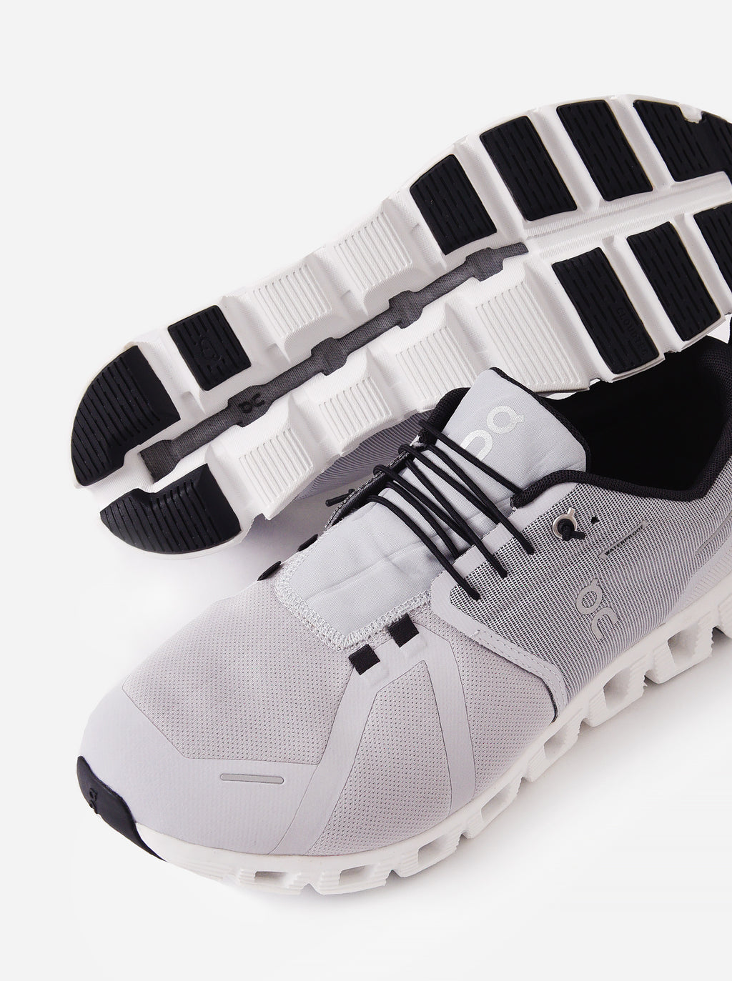 ON Men's Cloud 5 Waterproof Sneaker - Saint Bernard