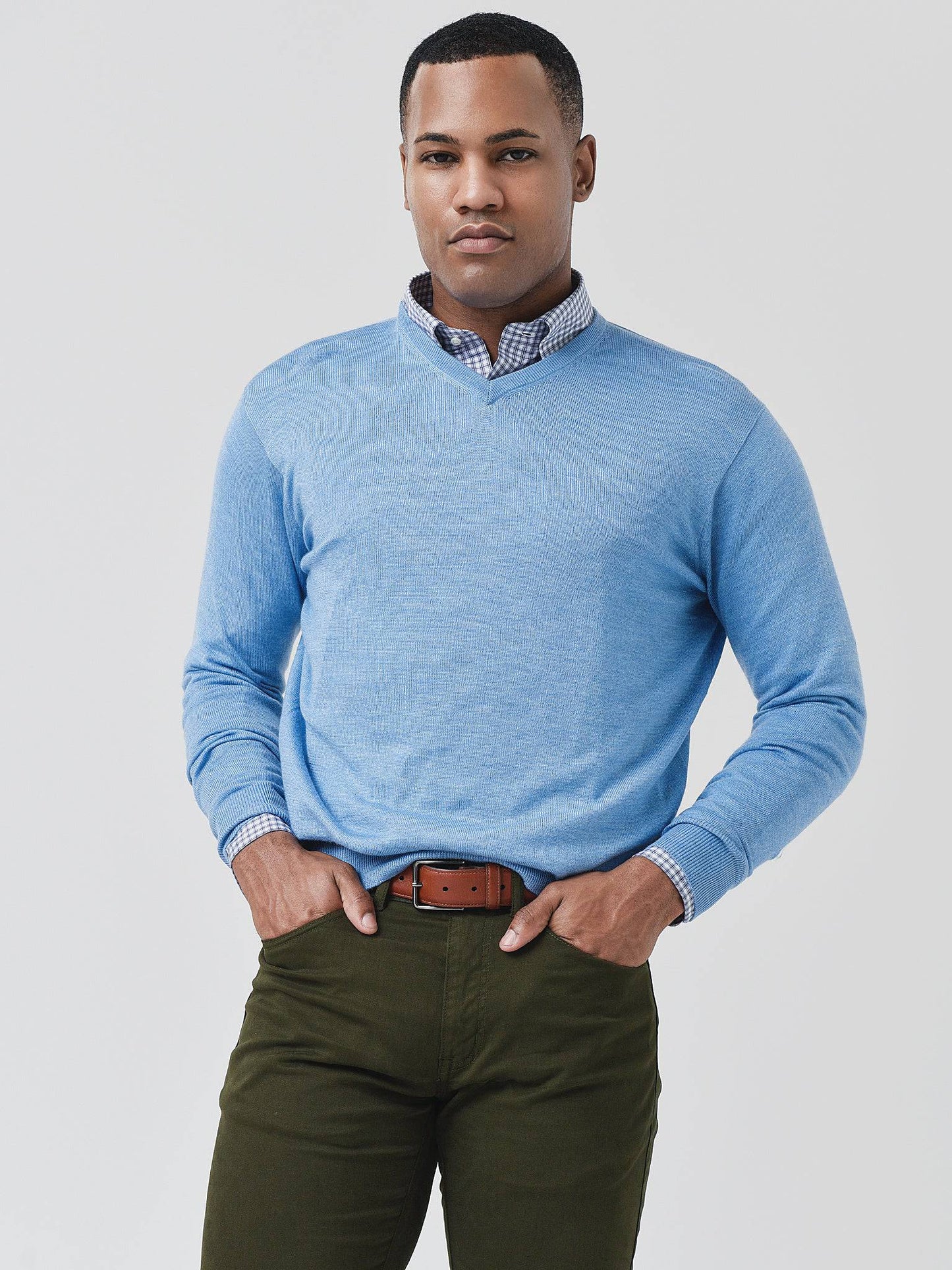Peter Millar Crown Men's Soft Merino-Silk V-Neck Sweater - Saint Bernard