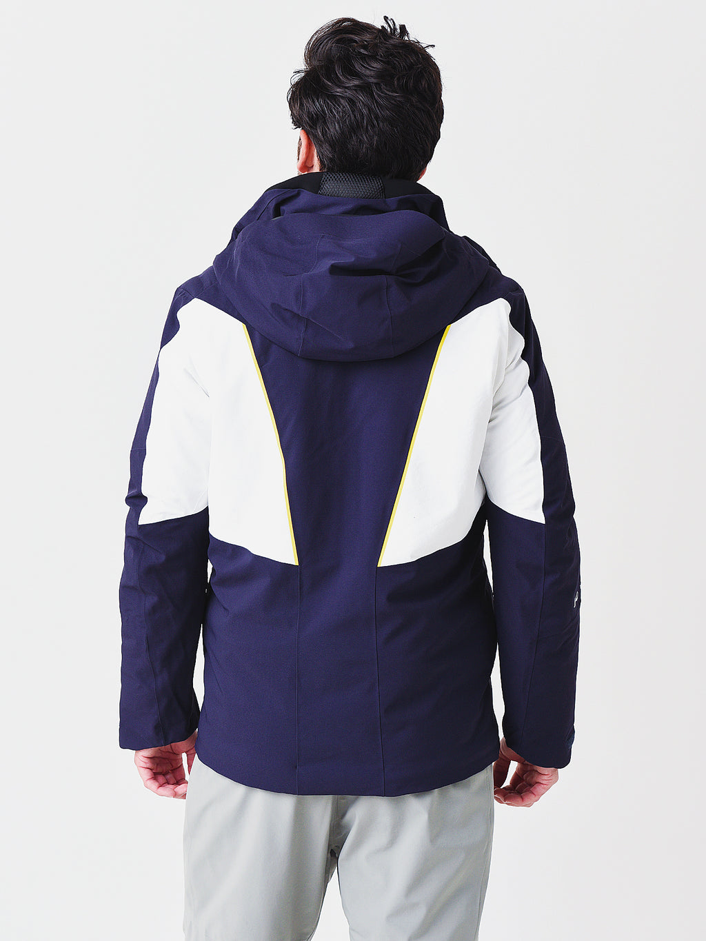 MS15-I02xDEEPSPACEWHITE-alt1
