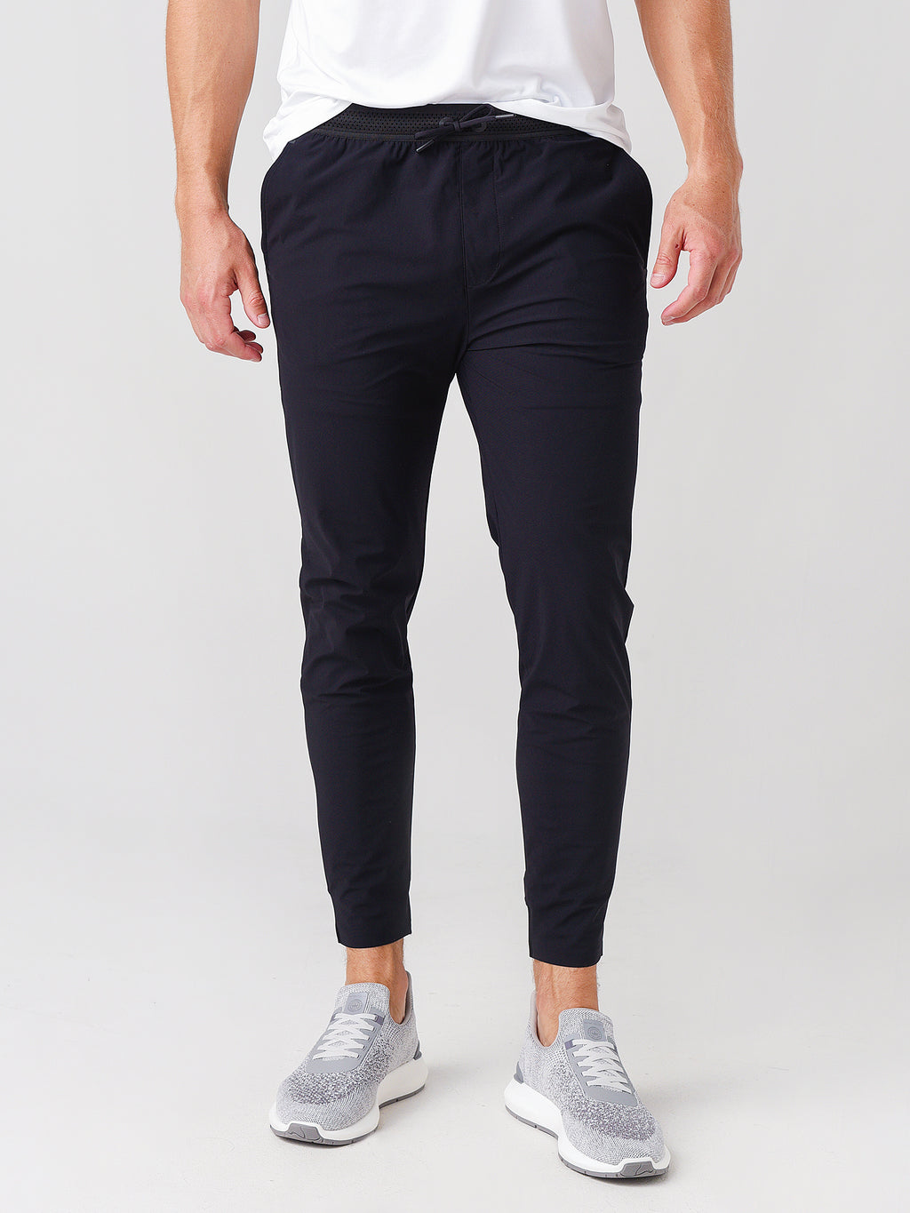 Greyson Men's Night Wolf Training Jogger - Saint Bernard