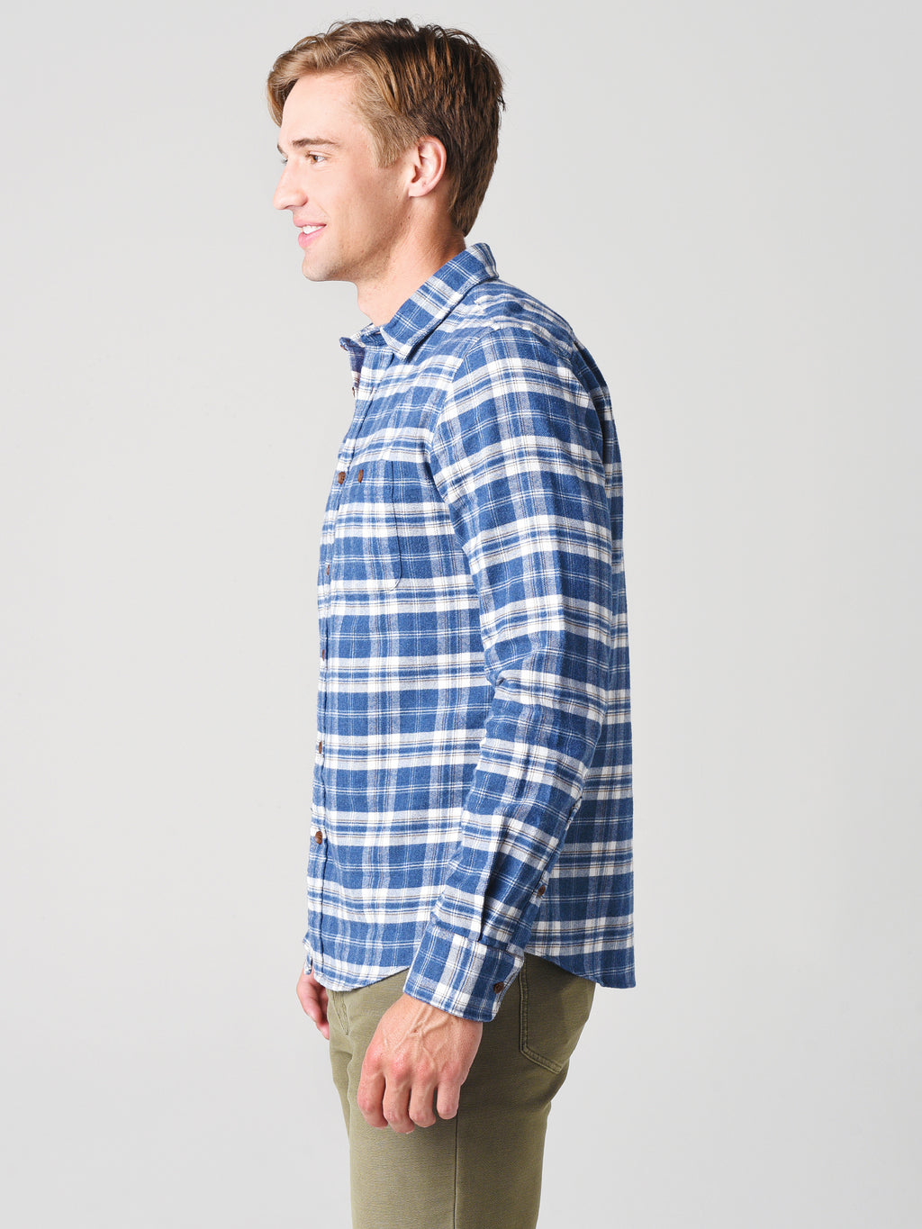 MWF2020xNAVIGATORPLAID-alt2