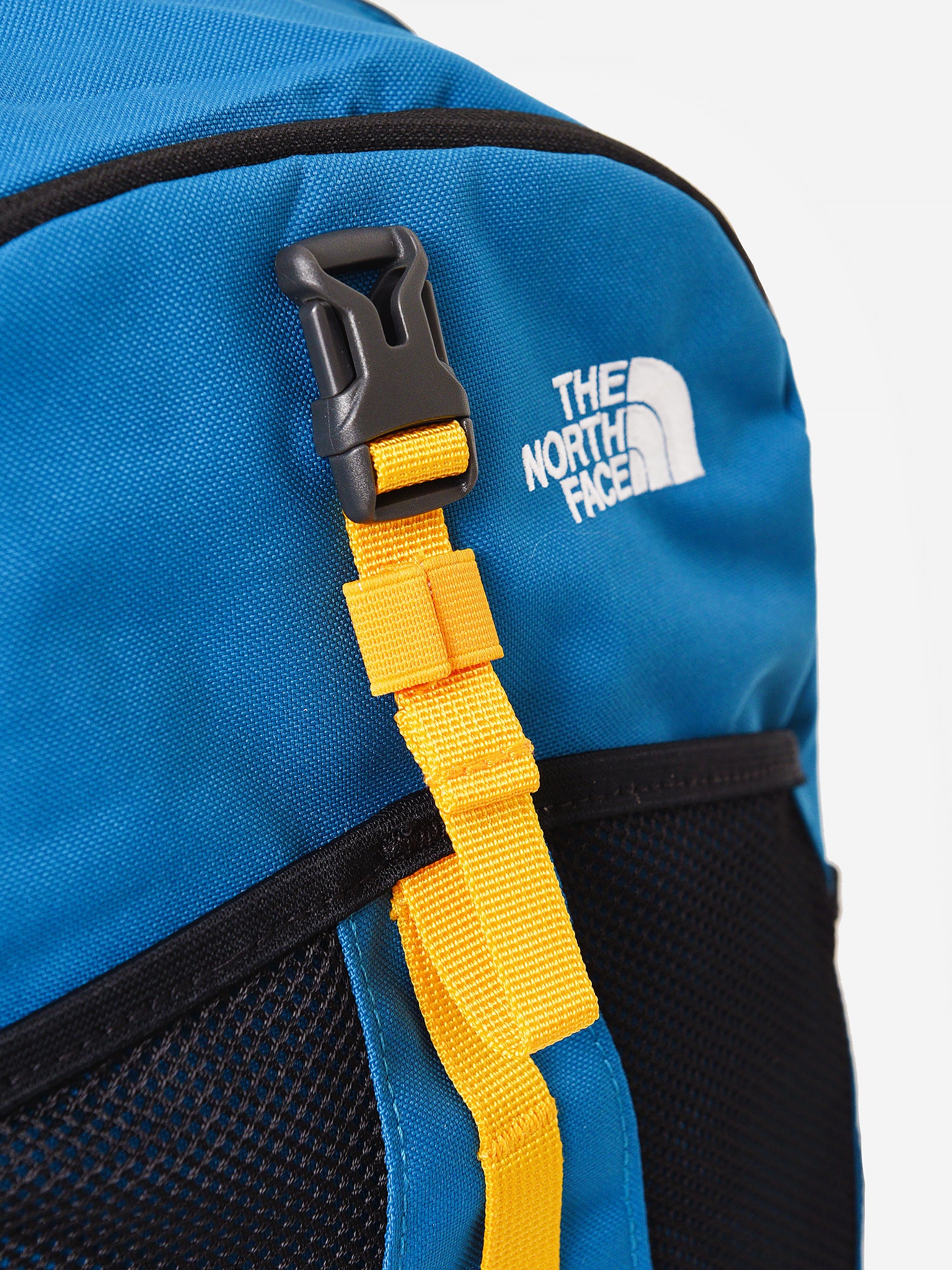 The North Face Youth Recon Squash Backpack – saintbernard.com