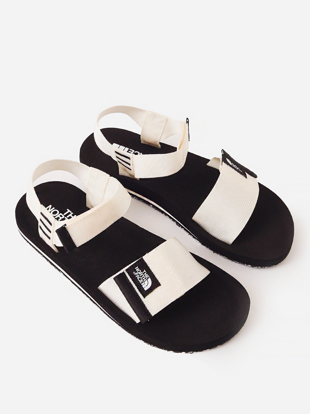 NF0A46BFxGARDENIAWHITETNFBLACK-alt2