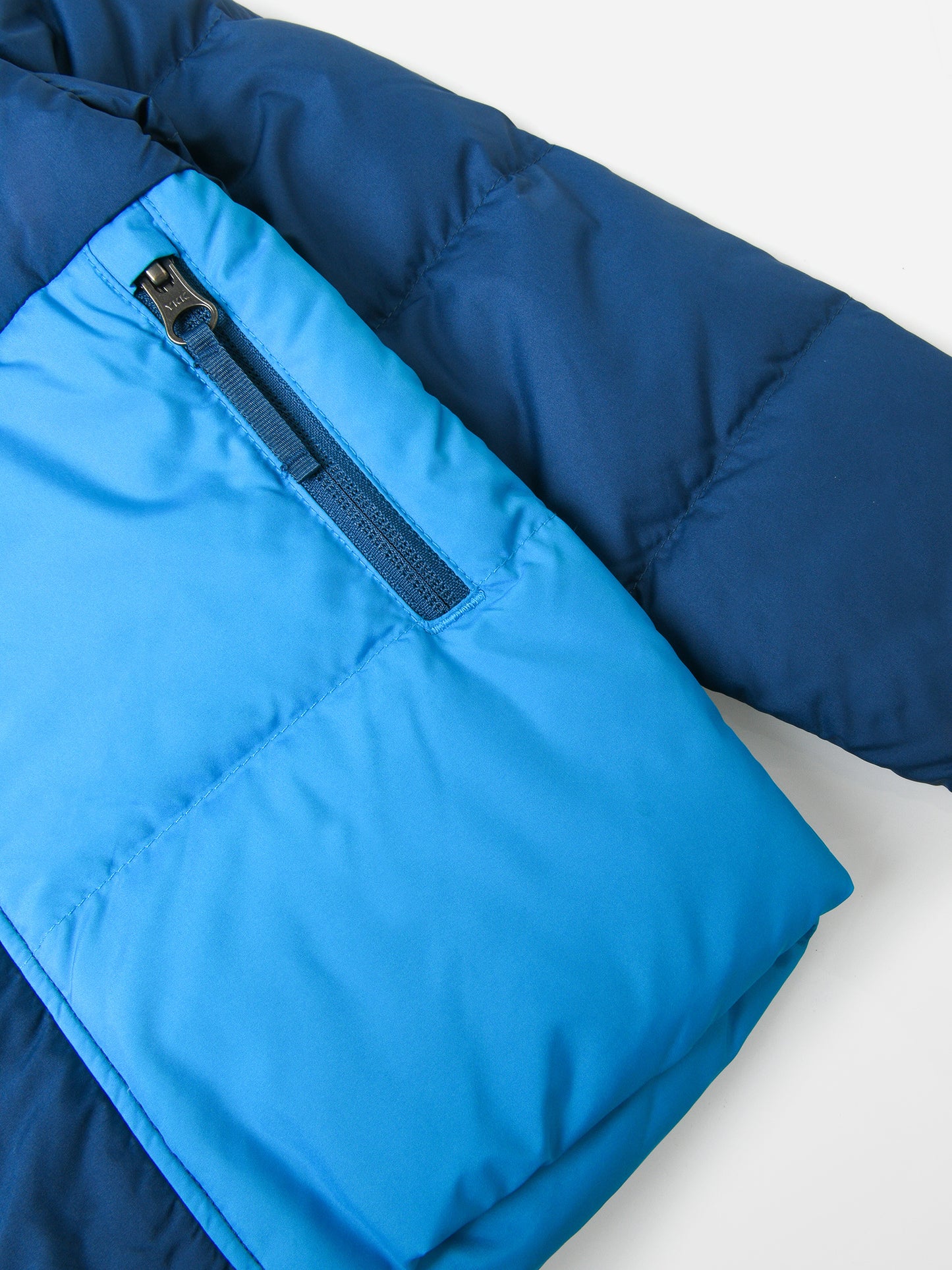 NF0A7UMJxSHADYBLUE-alt3