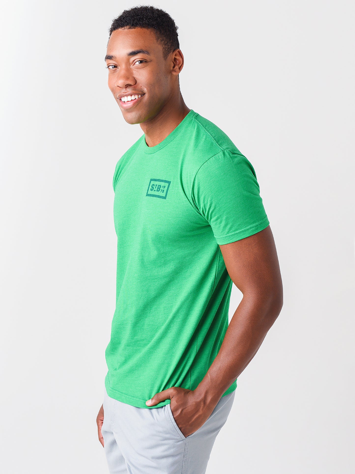 NL6210xKELLYGREEN-alt2