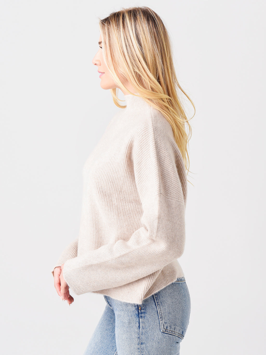 NWCT000588xOATMEAL-alt2