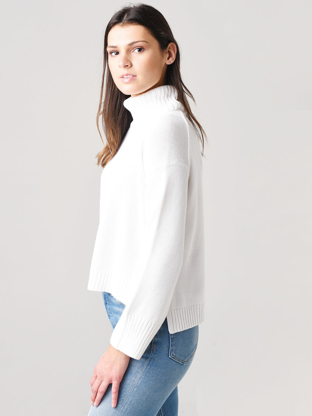 NY5-FA20S122xBLEACHWHITE-alt2