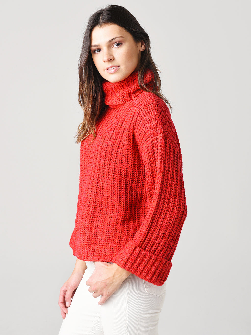 NY5-FA20S182xTRUERED-alt2