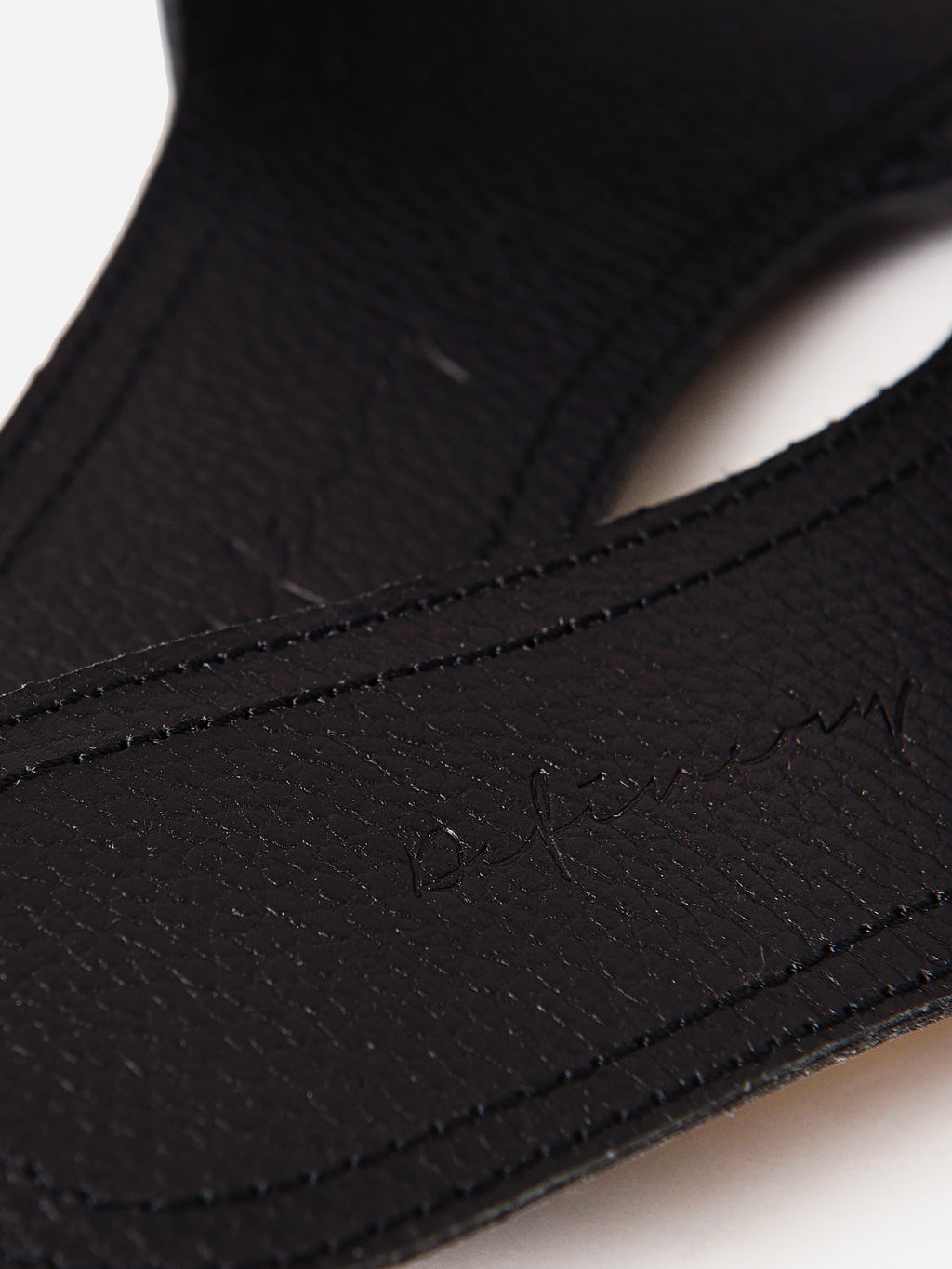 OPS056xBLACK-alt1