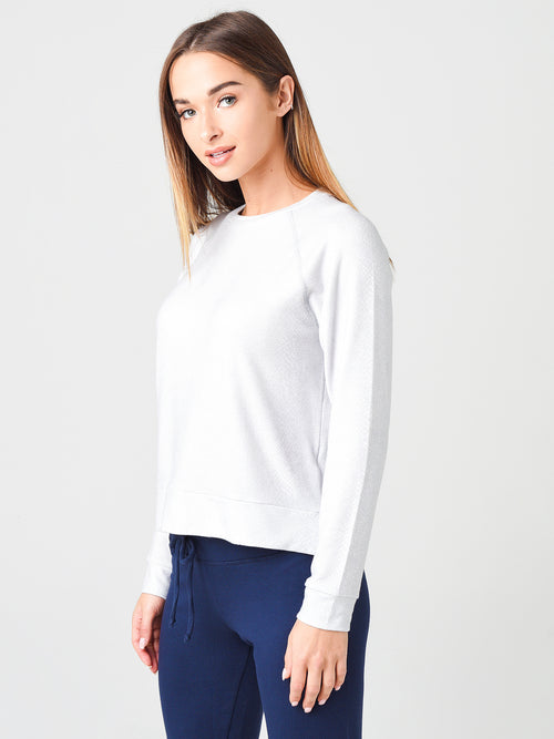 Beyond Yoga Women's Printed Favorite Raglan Crew Pullover Top