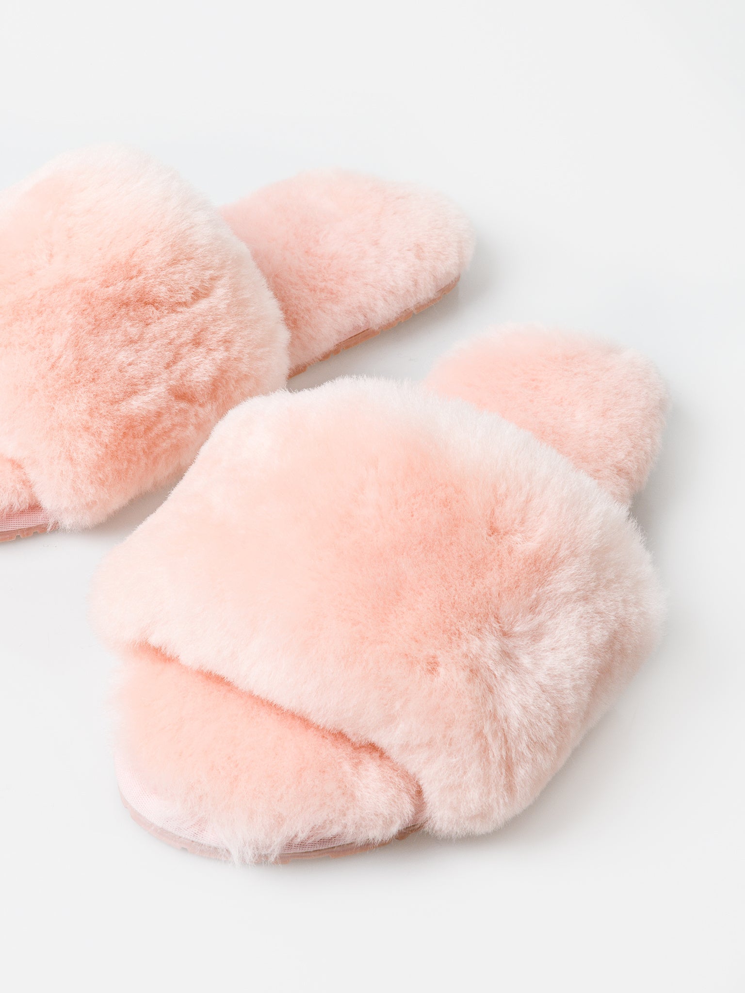 Pissenlit Women's Sheepskin Fuzzy Slipper - Saint Bernard