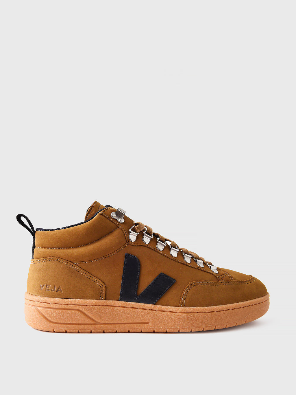 Veja Men's Roraima Nubuck Tent Sneaker - Saint Bernard