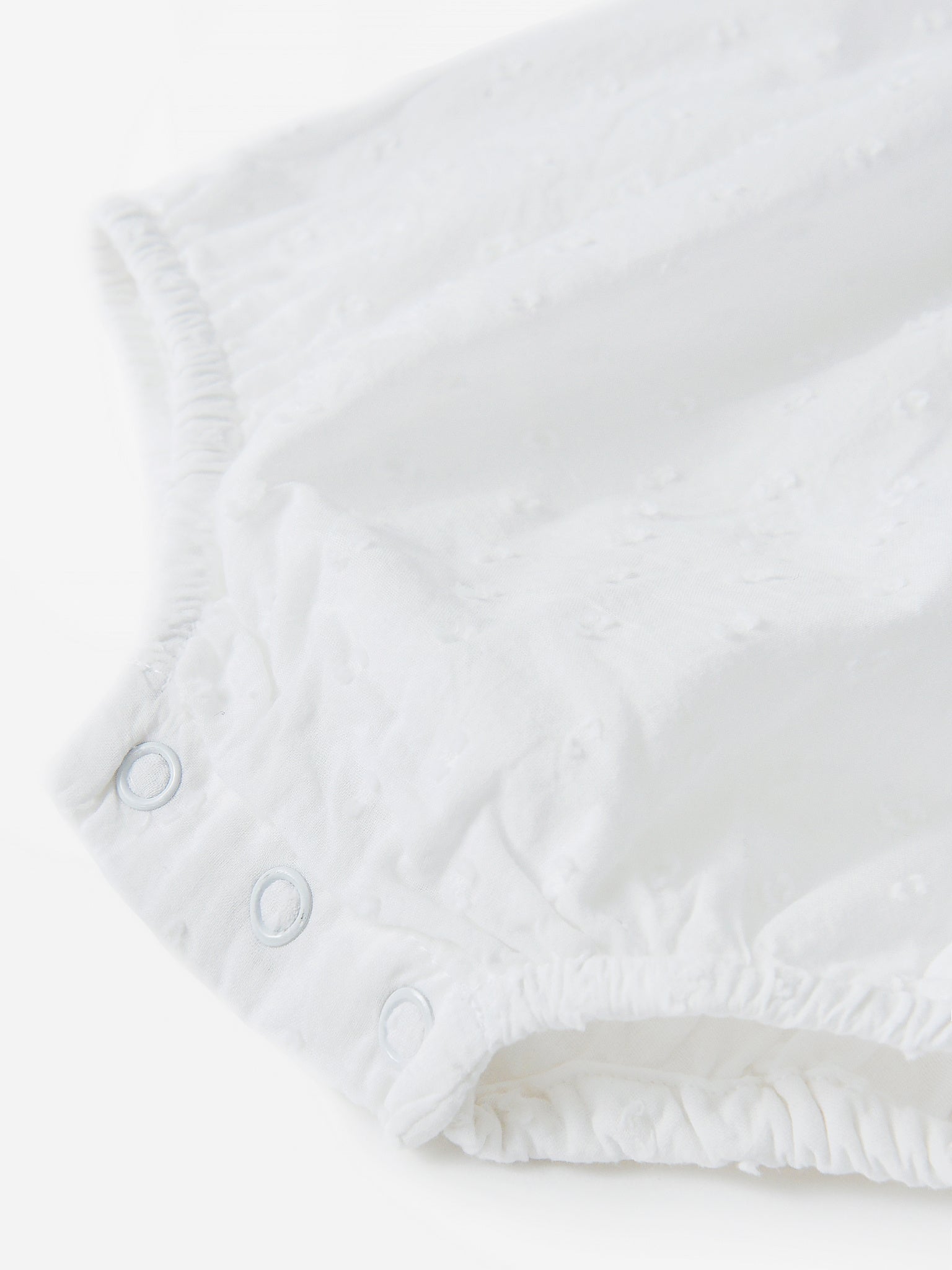 R21BBSW01xWHITE-alt1