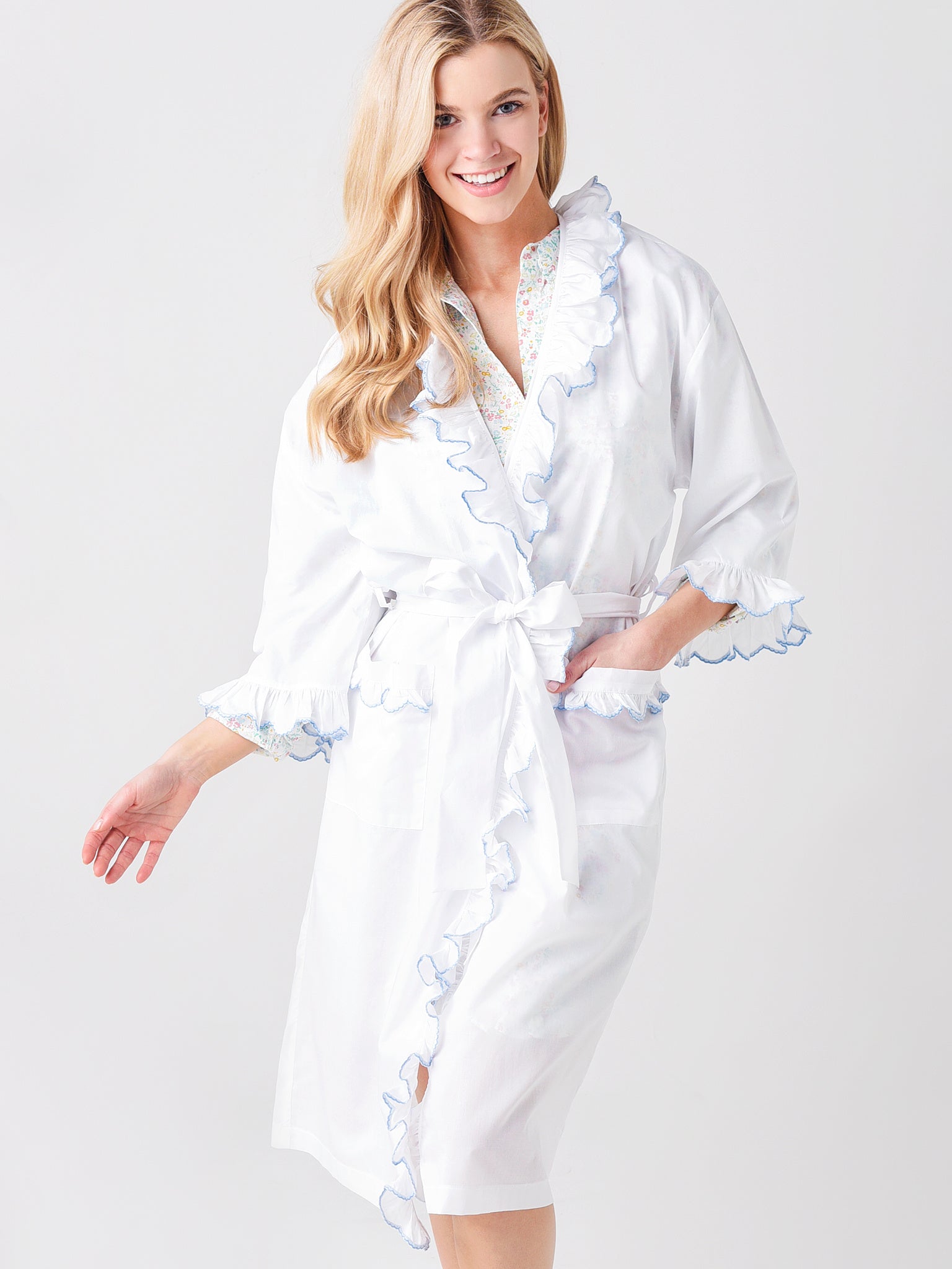 Lenora Women's Josie Ruffle Robe - Saint Bernard