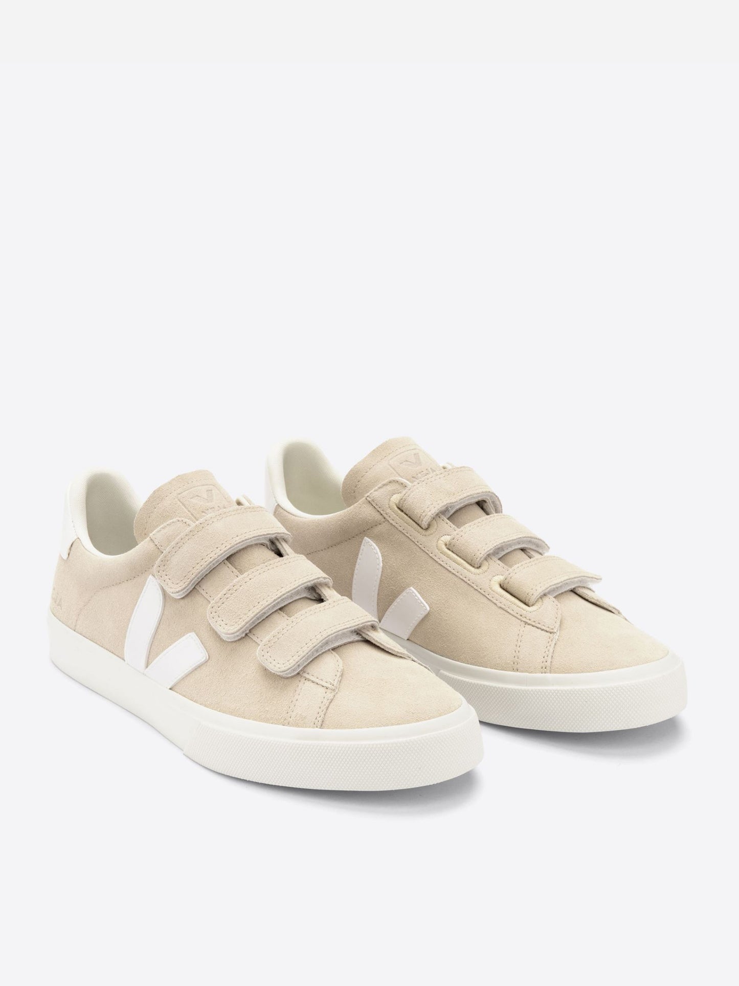 VEJA Women's Recife Chromefree Leather Sneaker - Saint Bernard