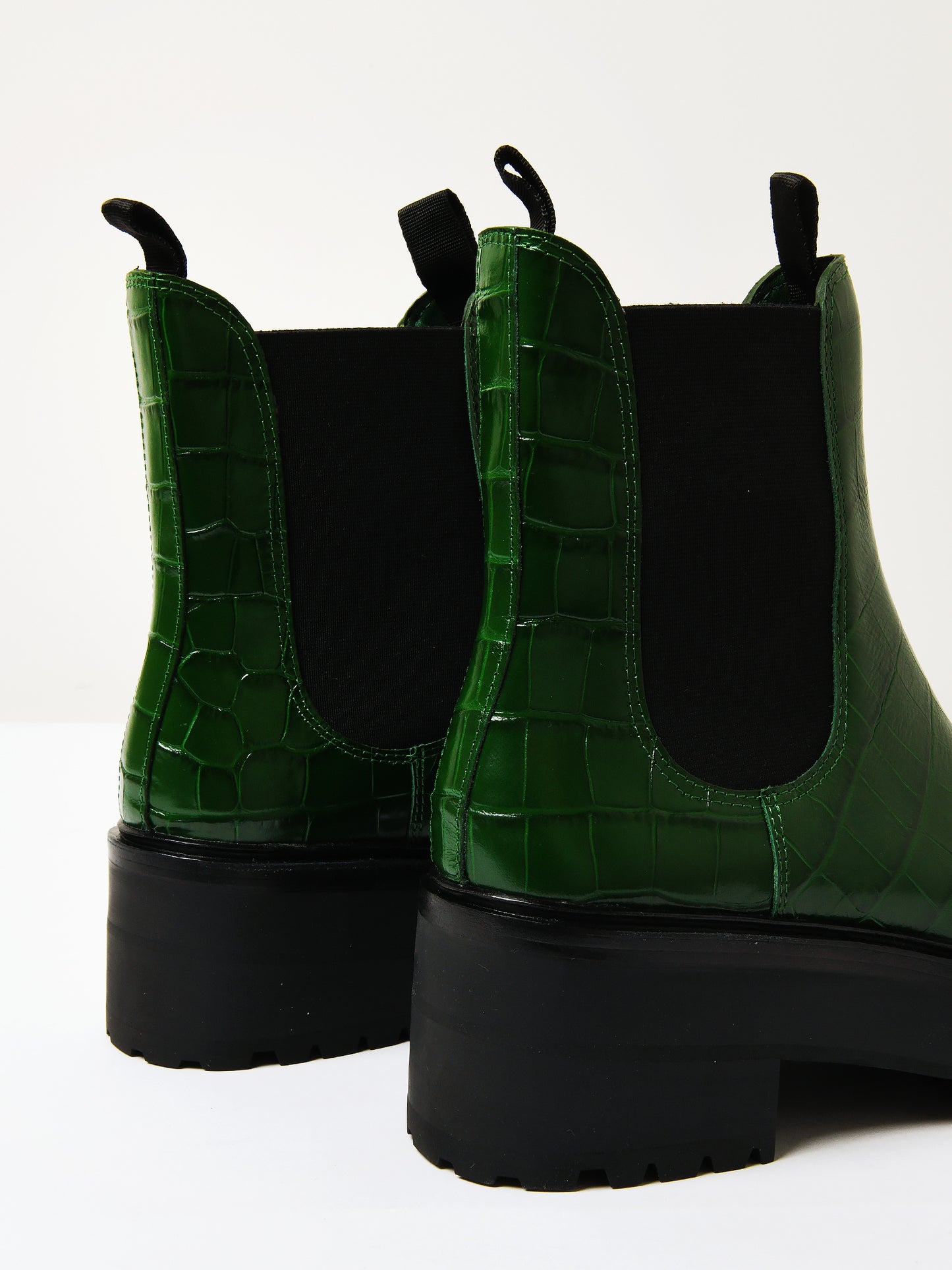 REGGIE CRLxBOTTLEGREEN-alt4