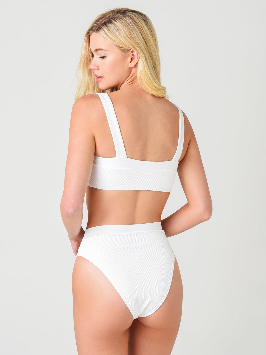 RHLLT119xWHITE-alt3